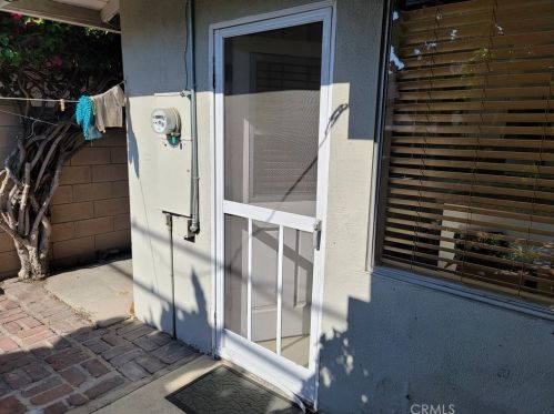 937 Cambria St, Anaheim CA  92801-3220 exterior