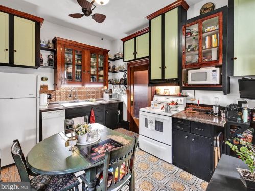 611 Market St, Primrose PA 17901-2718 exterior