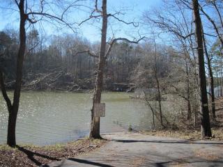 3409 Ridge Dr, Gainesville, GA 30501-9609
