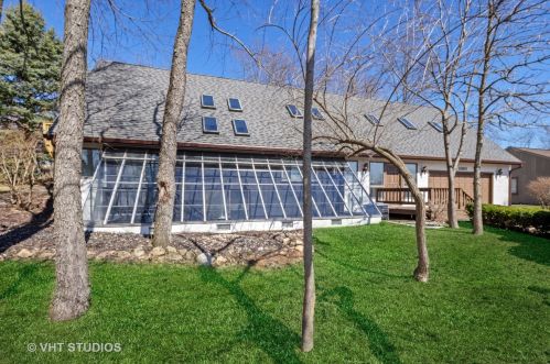 1010 Seil Rd, Joliet, IL 60404-9119
