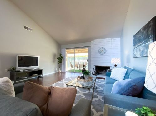 17251 Chestnut, Irvine CA  92612-2316 exterior