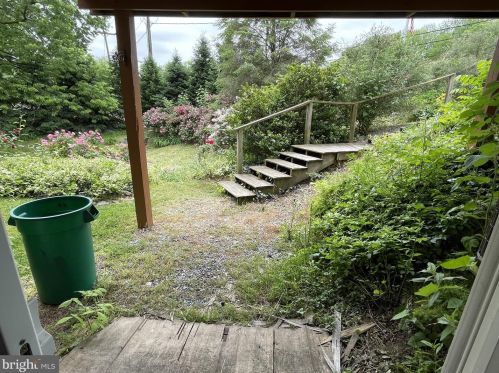 69 Chesapeake St, Lancaster PA  17602-4659 exterior