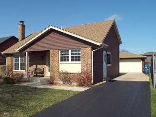 12837 Apple Ln, Chicago, IL 60803-2734