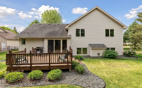 201 Dunbar Way, Saint Paul MN  55115-2815 exterior