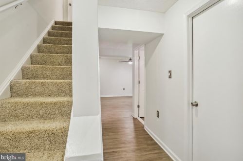 18 Kinsman View Cir, Silver Spring MD 20901-1652 exterior