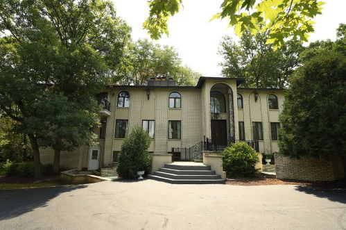 39 Ramsgate Dr, Palos Park, IL 60464-1420