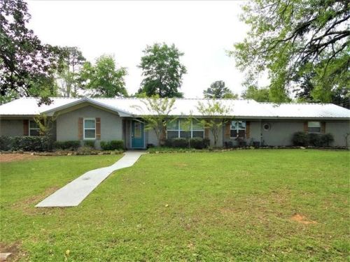 850 Winter St, Middleton, TX 75833