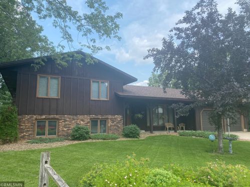 35 Pandolfo Pl, Saint Cloud, MN 56303-2536
