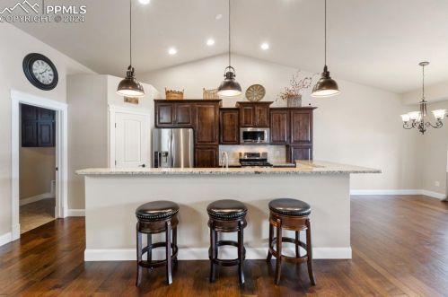 1316 Longs Pt, Woodland Park CO 80863-5306 exterior