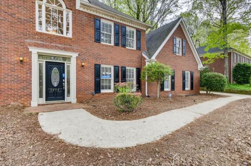 3479 Princeton Corners Dr, Marietta GA  30062-5572 exterior