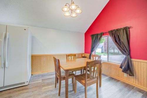400 Oak Ave, Montgomery, MN 56069-1643