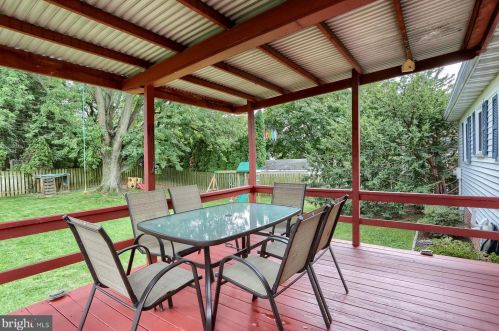 2861 Southwick Dr, Lancaster PA  17601-3547 exterior