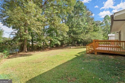 3949 Adamsville Dr, Atlanta GA  30331-3823 exterior