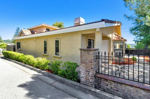 17620 Oakshire Pl, Hayward, CA 94546-1372