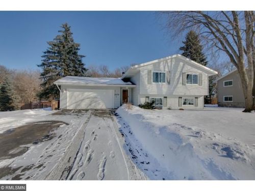 1579 Hilo Ave, Saint Paul, MN 55128-5620