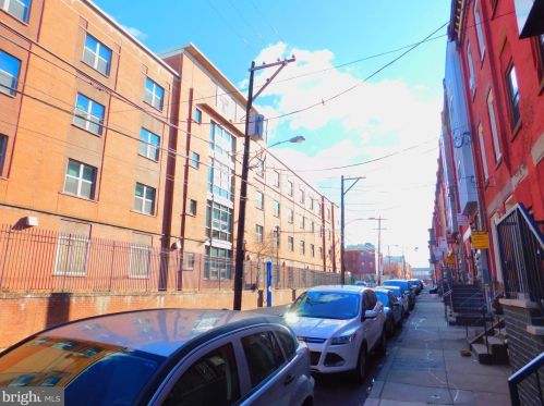 2142 Carlisle St, Philadelphia PA  19121-1607 exterior