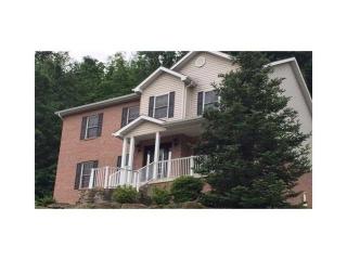827 Stonebridge Dr, Greensburg, PA 15601-5842