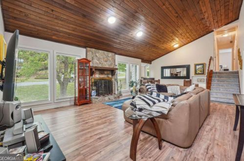 2261 Piedmont Forest Dr, Marietta, GA 30062-2509