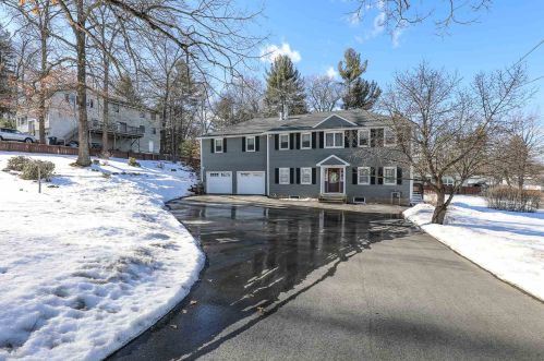93 Harris Rd, Nashua, NH 03062-2173