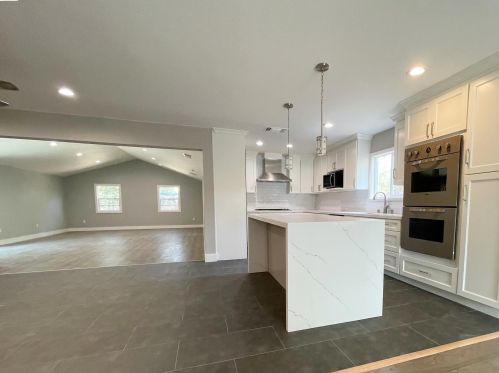 1036 Santa Cruz Dr, Concord CA  94523-2331 exterior