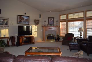 191 Pleasure Ln, Toppenish, WA 98948-9397