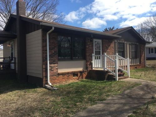 103 Forest Trl, Turbeville, VA 24592-4366