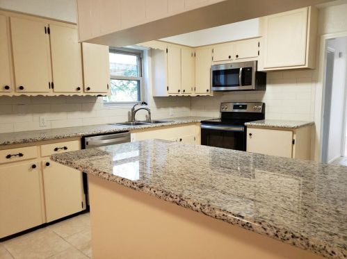 1104 Avenue B, Sugar Valley, TX 77480-3710