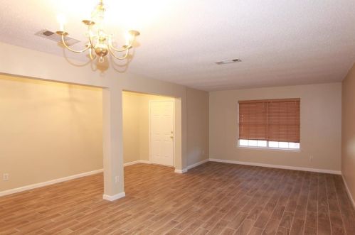 109 Southwood Dr, Rockwall TX  75032-6181 exterior