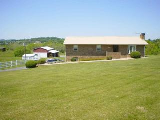 5604 Long Creek Rd, Morristown, TN 37813-4819