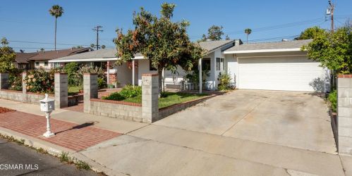 1758 Barnes St, Simi Valley, CA 93063-3204