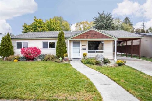 6024 Greenwood Blvd, Spokane WA  99205-7543 exterior