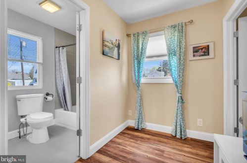 33 Cumberland Ave, Trenton NJ 08618-5413 exterior