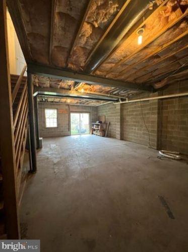 106 Zachary Dr, Hanover PA 17331-8674 exterior