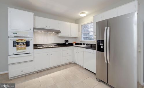 6401 Whippany Way, Springfield VA  22015-3428 exterior