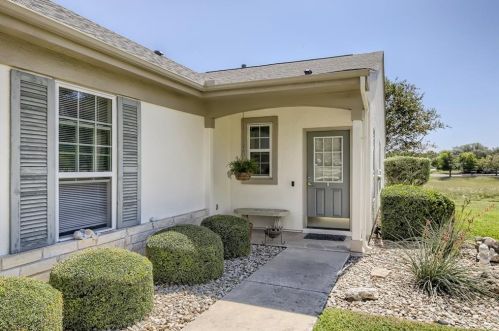 207 Ranier Ln, Georgetown, TX 78633-4996