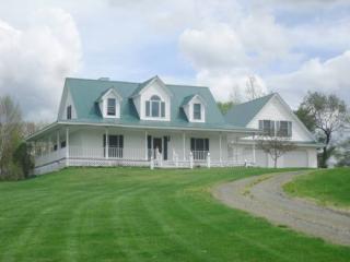 248 Pettyboro Rd, Bath, NH 03740-4311