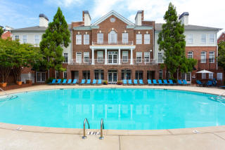 3558 Piedmont Rd, Atlanta GA  30305-1513 exterior