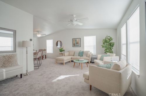 5748 Pearl Dr, Paradise, CA 95969-4829