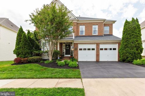 19277 Creek Field Cir, Leesburg, VA 20176-1618