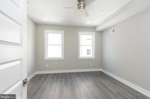 1937 4 St, Philadelphia PA 19140-2417 exterior