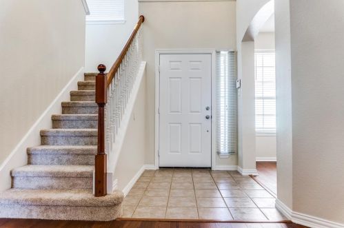 4406 Carlton Dr, Garland TX 75043-7299 exterior