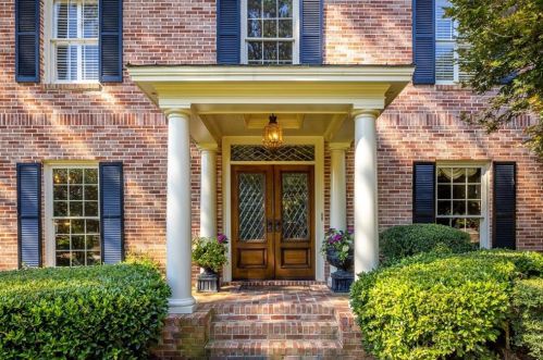 9910 Huntcliff Trce, Atlanta, GA 30350-2716