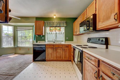 21666 Powers Pl, Aurora CO 80015-3372 exterior