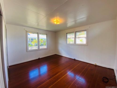 2722 Peter St, Honolulu HI  96816-2016 exterior