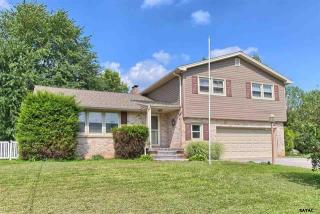 2325 Merrill Rd, York, PA 17403-5021