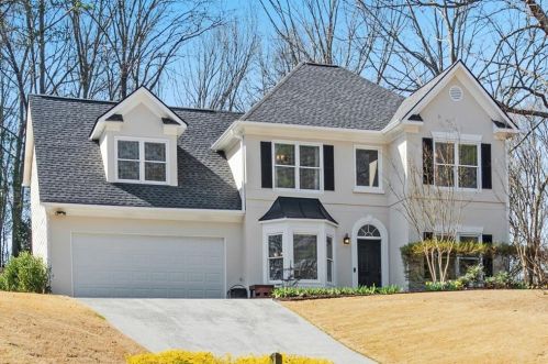 210 Brentwood Ct, Holly Springs, GA 30188-5561