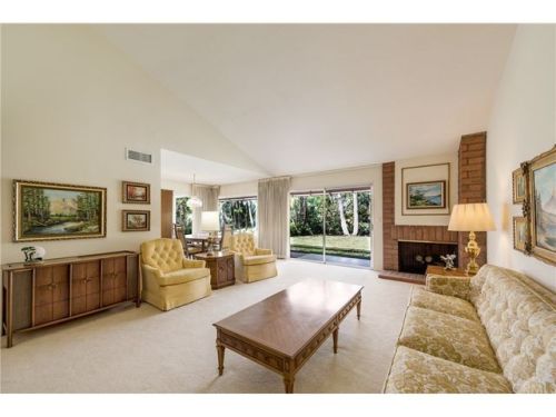 2209 Via Caliente, Fullerton, CA 92833-1854