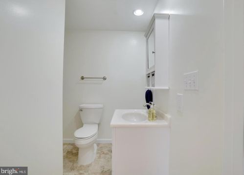 14117 Red Eagle Ln, Silver Spring MD  20906-6322 exterior