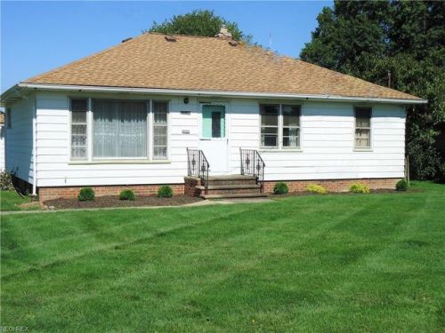 3530 Dentzler Rd, Cleveland OH  44134-5420 exterior