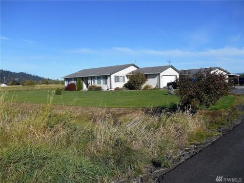 11 Coda Pl, Puget Island, WA 98612-9745